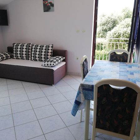 Apartments Mirjana 弗尔萨尔 外观 照片