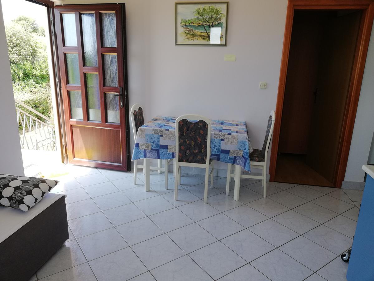 Apartments Mirjana 弗尔萨尔 外观 照片
